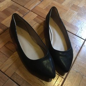 Ann Taylor Black Point Patterned Flats